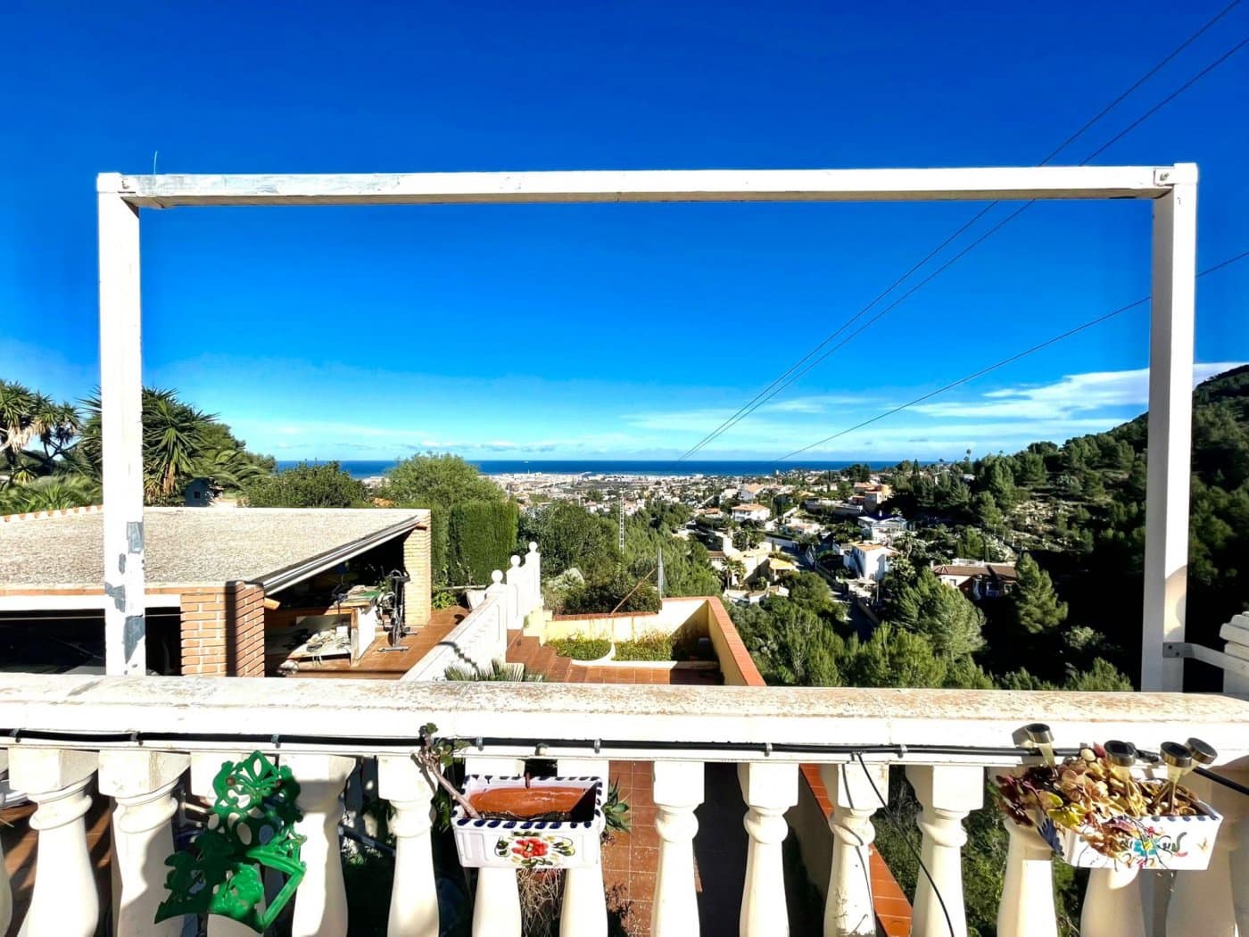 Chalet de 3 habitaciones en Dénia en venta con piscina garaje - 598.000 € (Ref: 7568447)