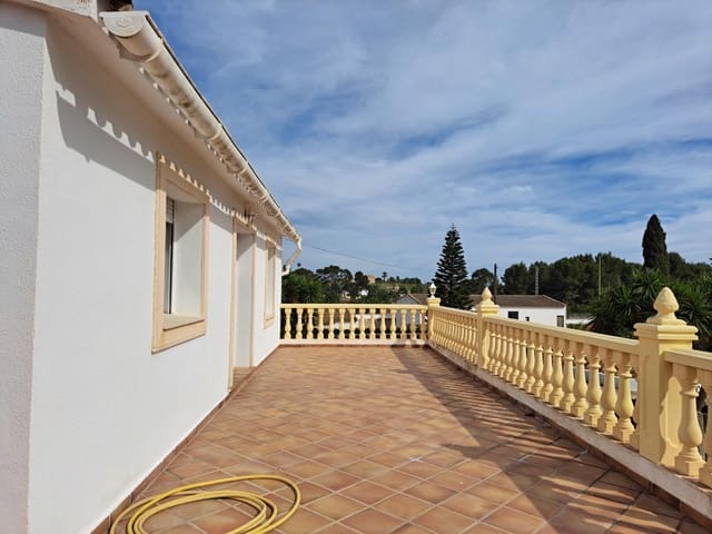 6 Zimmer Finca/Landgut zu verkaufen in Dénia mit Pool Garage - 990.000 € (Ref: 7568454)