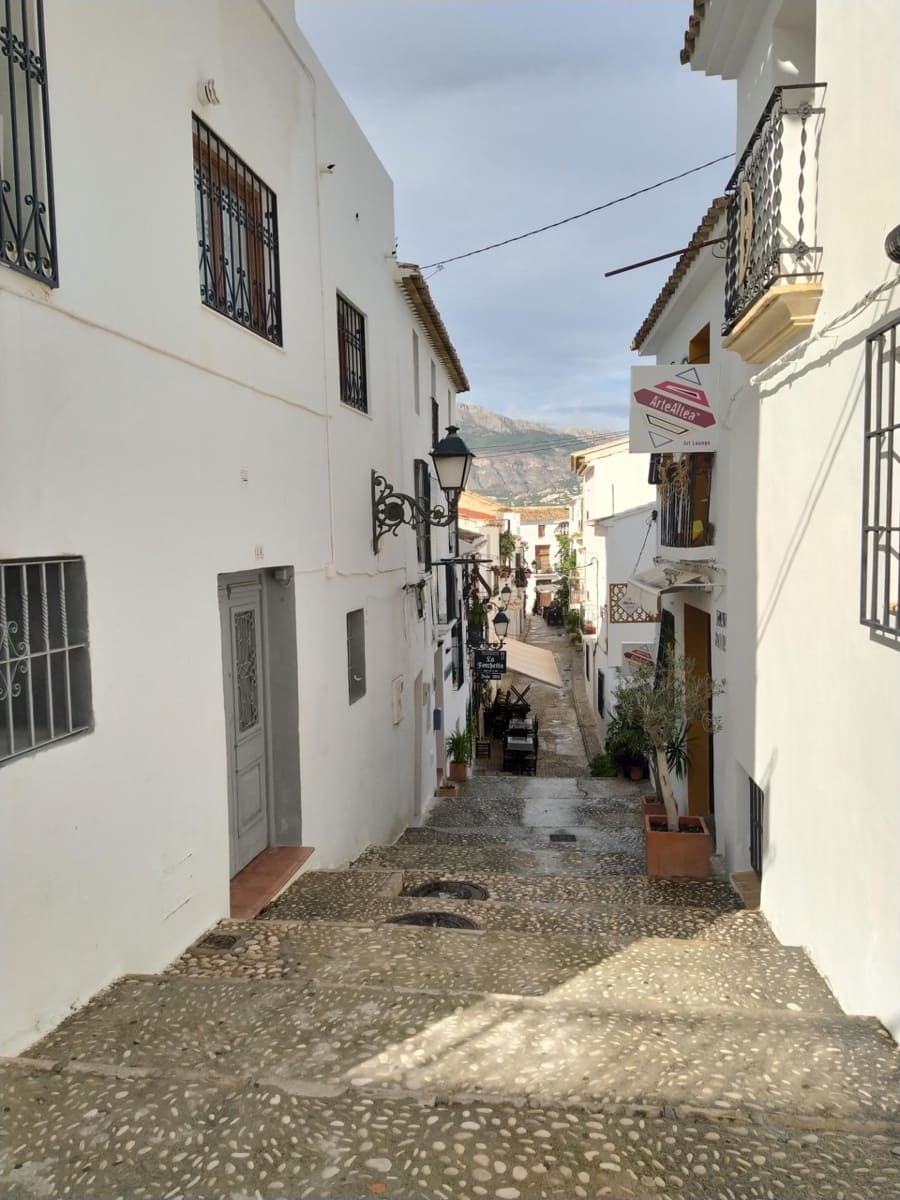 4 bedroom Villa for sale in Altea with pool - € 1,908,000 (Ref: 7590658)