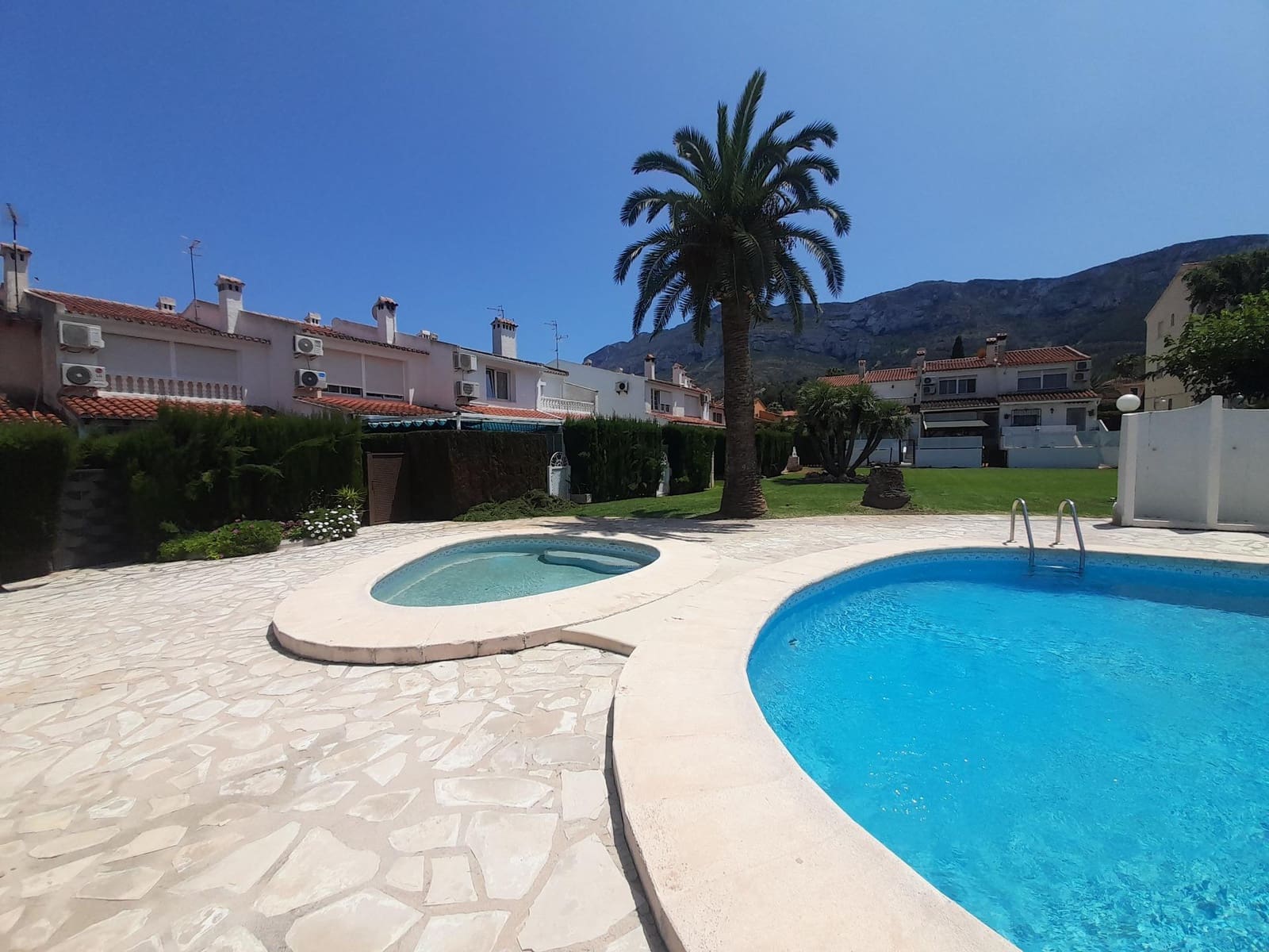 2 chambre Villa/Maison Mitoyenne à vendre à Denia avec piscine - 262 500 € (Ref: 7617554)