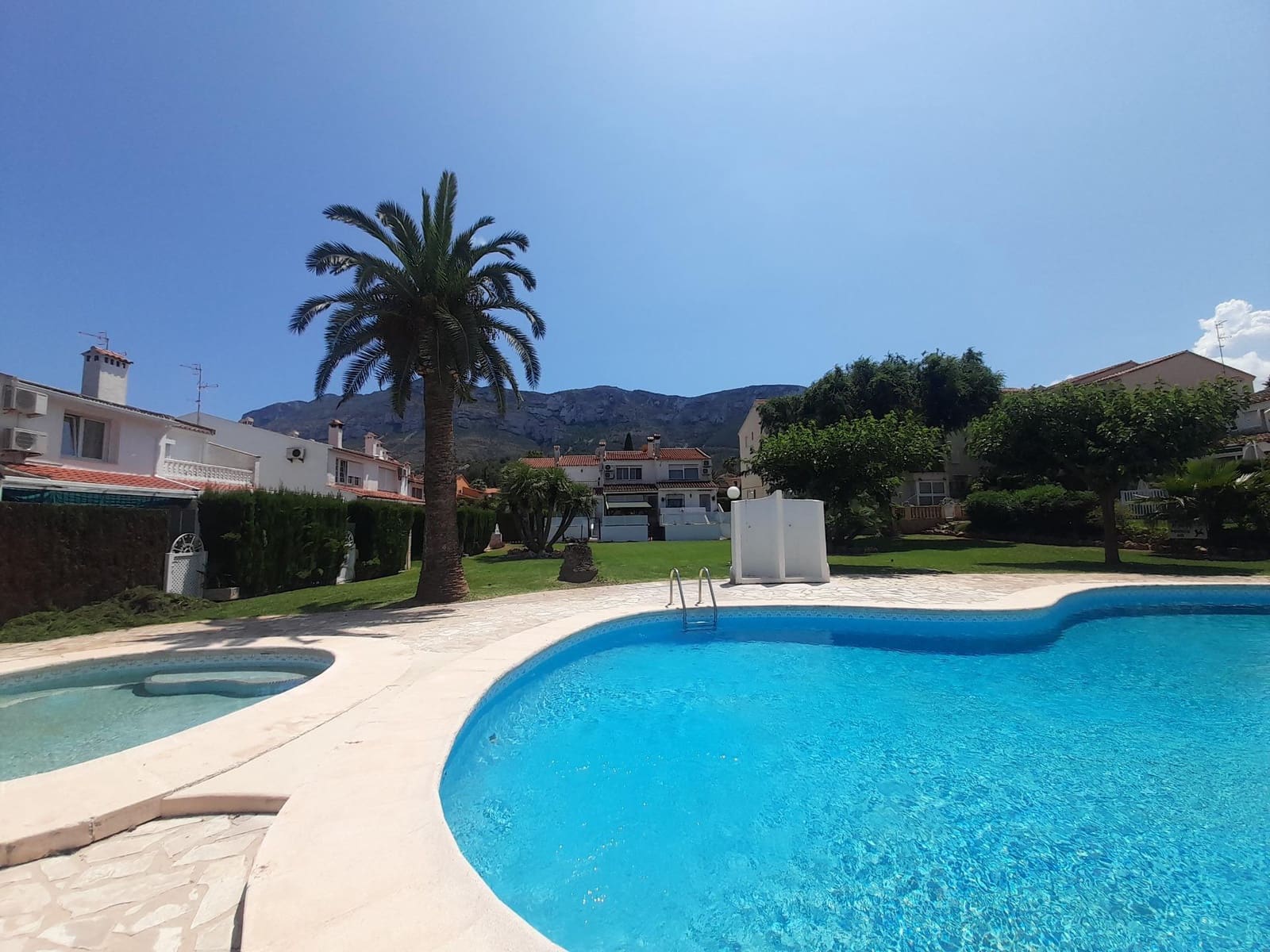 2 chambre Villa/Maison Mitoyenne à vendre à Denia avec piscine - 262 500 € (Ref: 7617554)