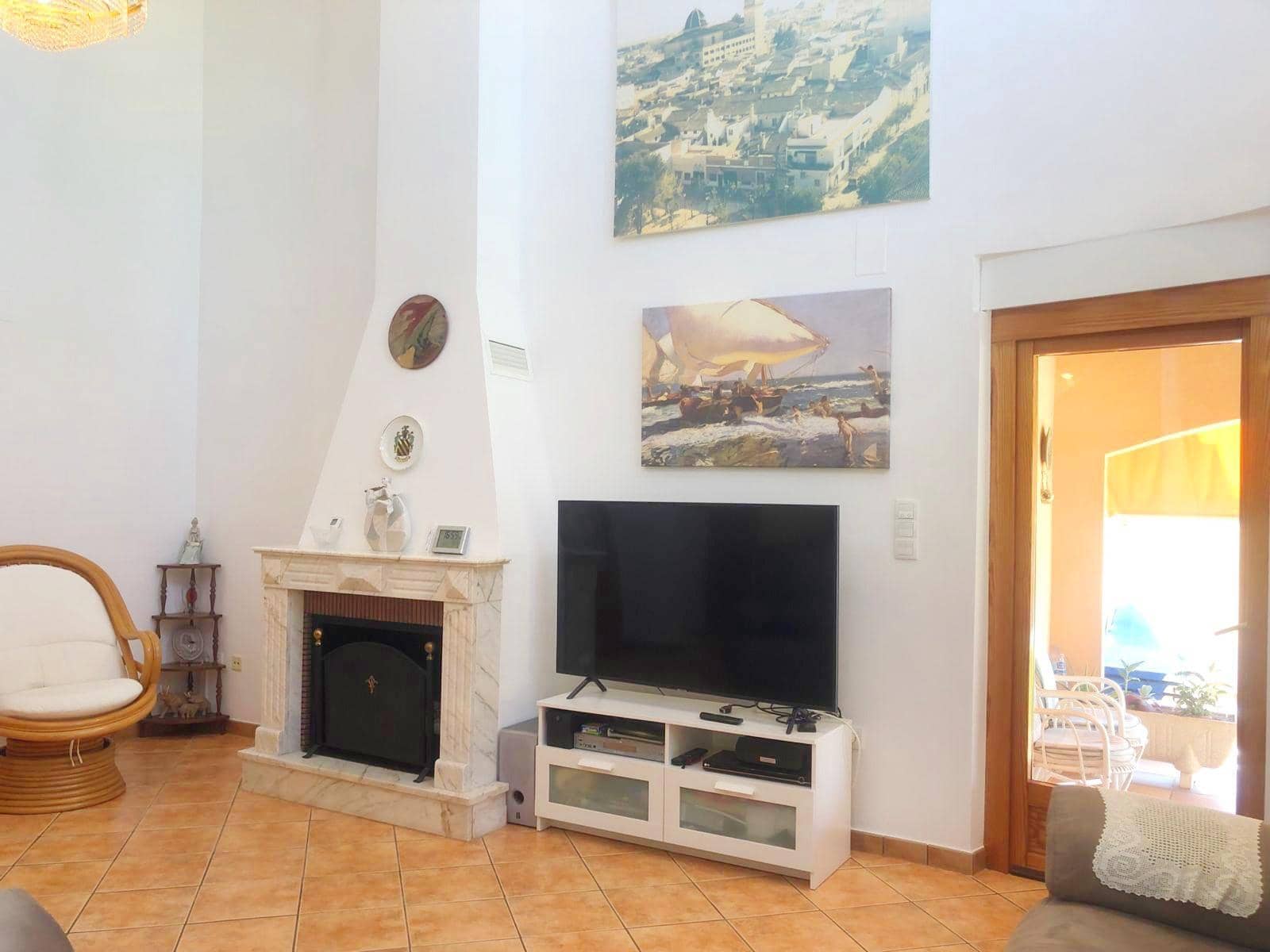 4 bedroom Villa for rent in Denia with pool garage - € 2,600 (Ref: 7634799)