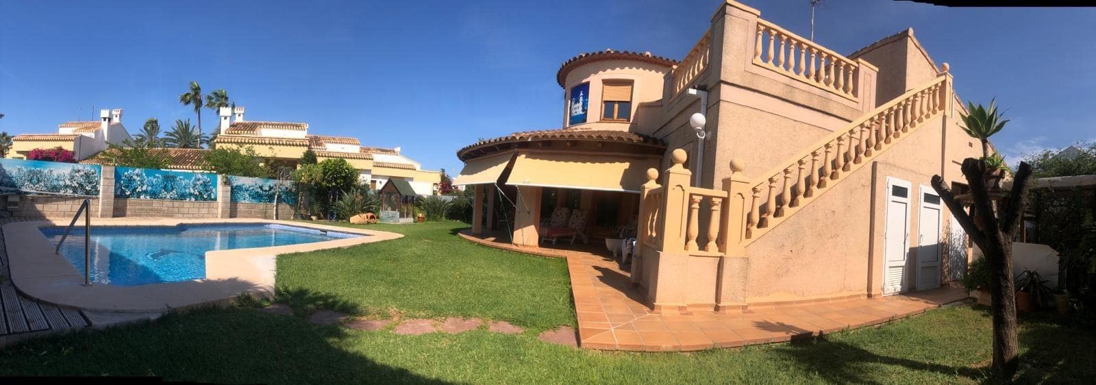 4 bedroom Villa for rent in Denia with pool garage - € 2,600 (Ref: 7634799)