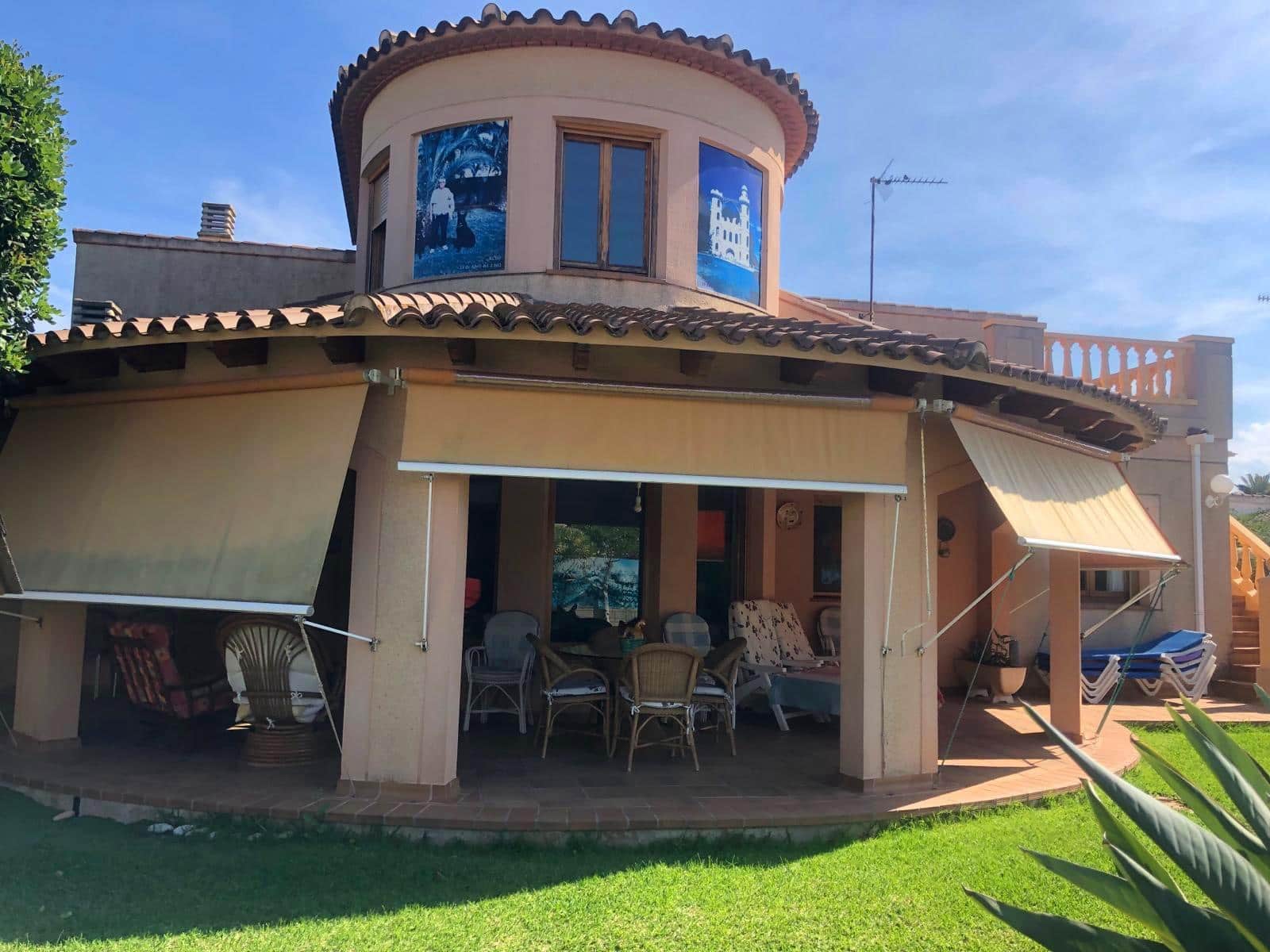 4 bedroom Villa for rent in Denia with pool garage - € 2,600 (Ref: 7634799)