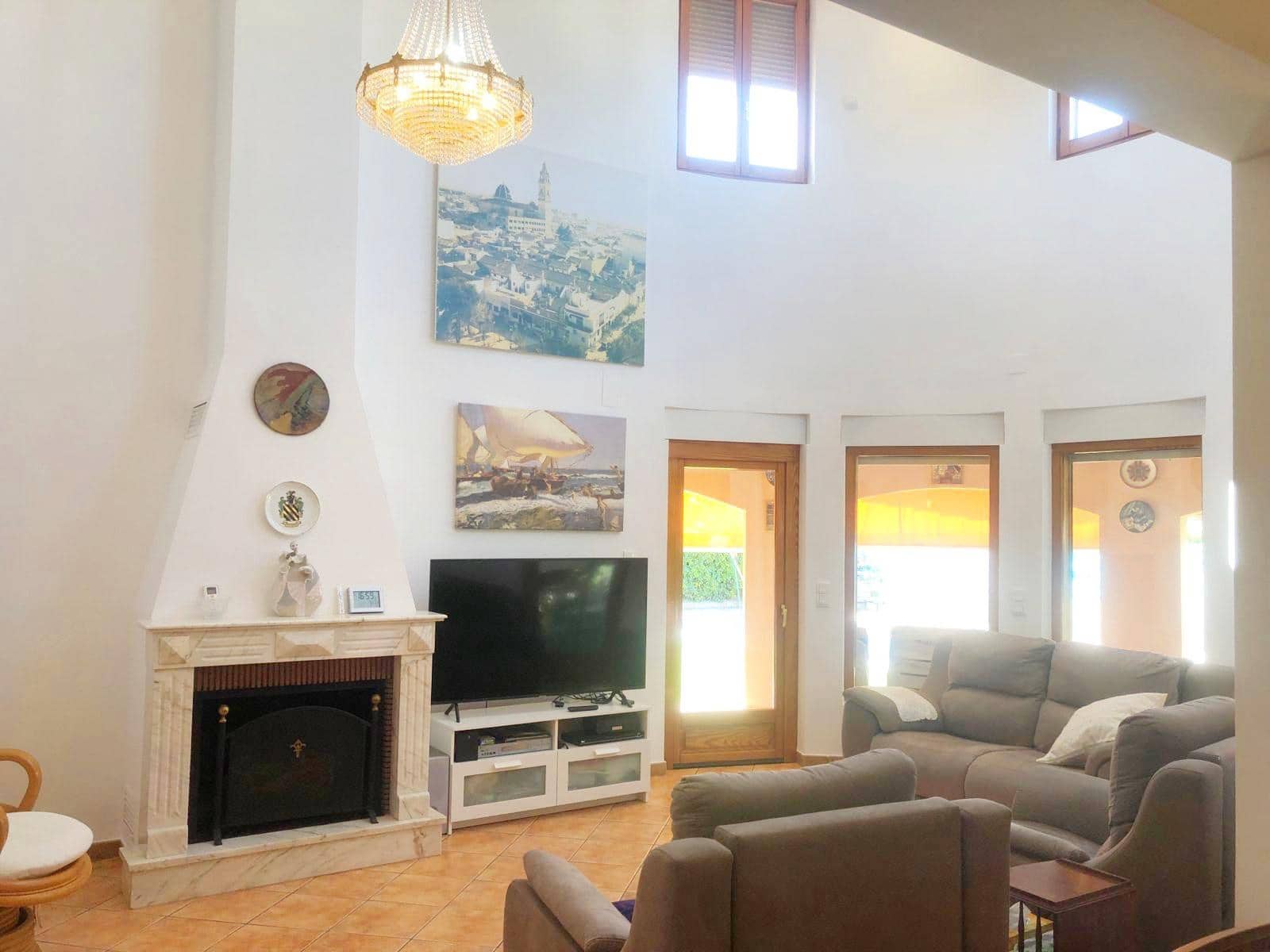 4 bedroom Villa for rent in Denia with pool garage - € 2,600 (Ref: 7634799)