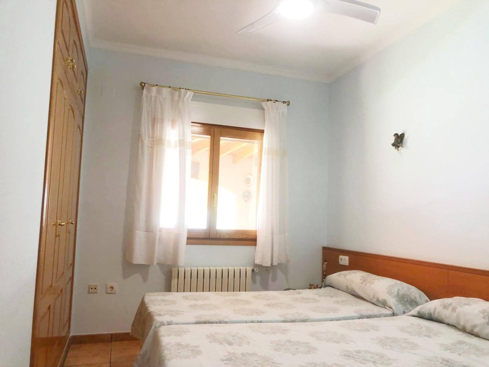 4 bedroom Villa for rent in Denia with pool garage - € 2,600 (Ref: 7634799)