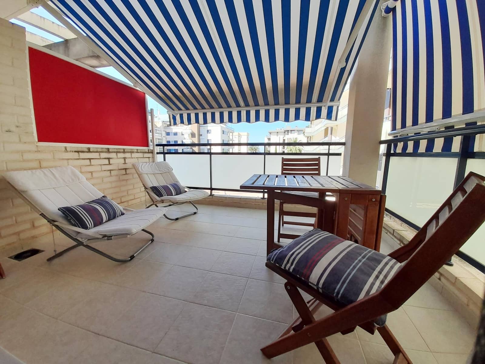2 sypialnia Apartament do wynajęcia w Denia z basenem garażem - 750 € (Ref: 7634800)