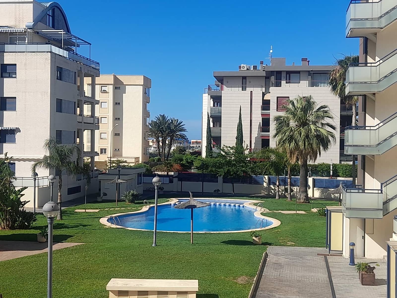 2 sypialnia Apartament do wynajęcia w Denia z basenem garażem - 750 € (Ref: 7634800)