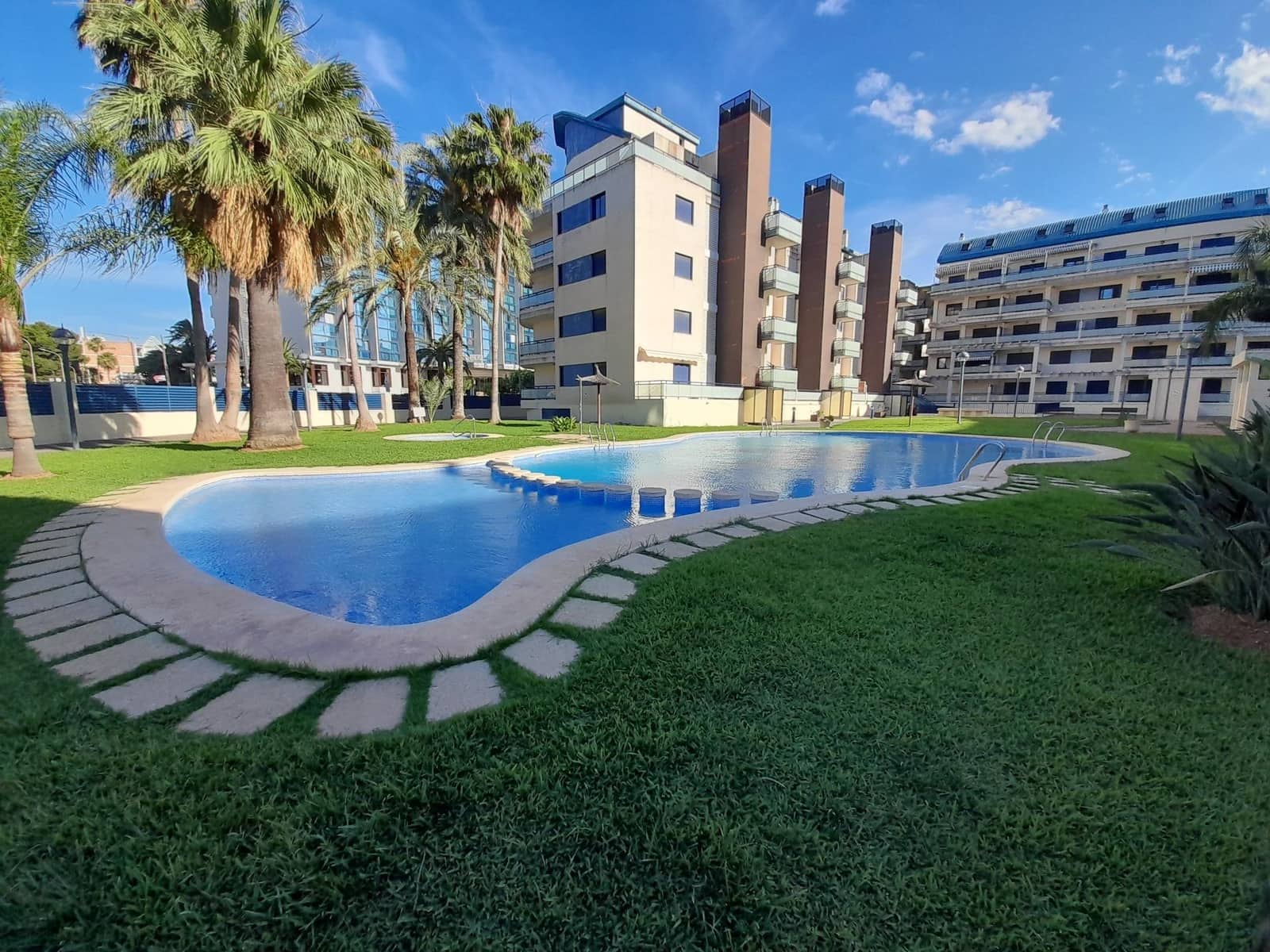 2 sypialnia Apartament do wynajęcia w Denia z basenem garażem - 750 € (Ref: 7634800)