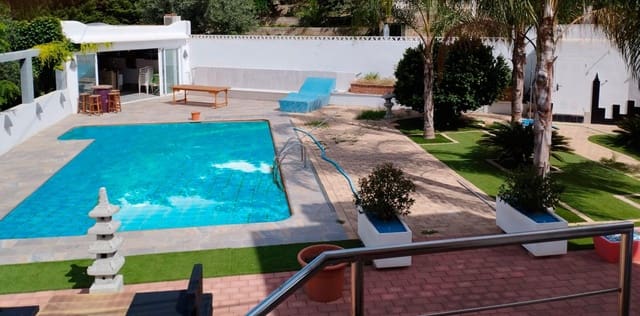 4 Zimmer Villa zu verkaufen in Dénia mit Pool Garage - 650.000 € (Ref: 7640919)