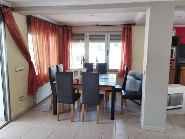 4 Zimmer Villa zu verkaufen in Dénia mit Pool Garage - 650.000 € (Ref: 7640919)