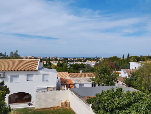 4 Zimmer Villa zu verkaufen in Dénia mit Pool Garage - 650.000 € (Ref: 7640919)