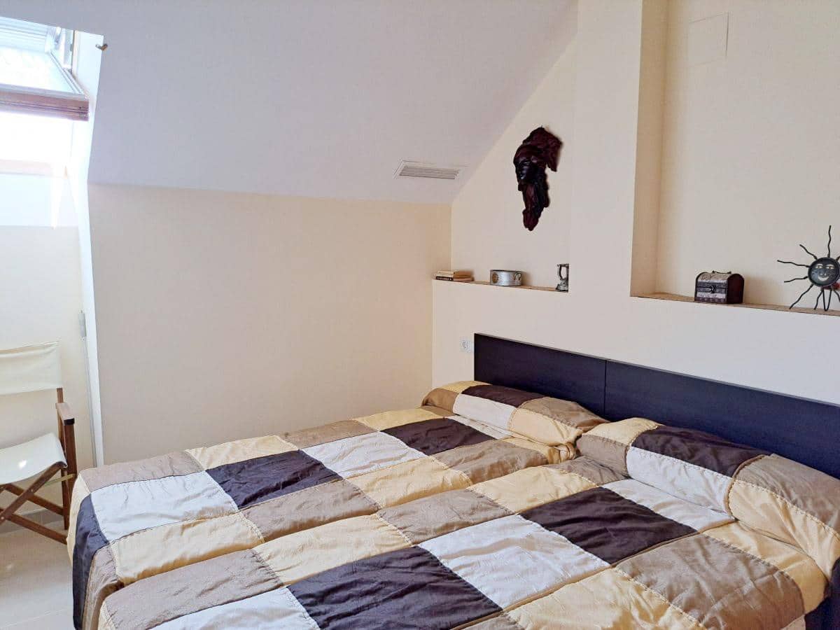 3 sovrum Takvåning till salu i Denia med pool - 485 000 € (Ref: 7666066)