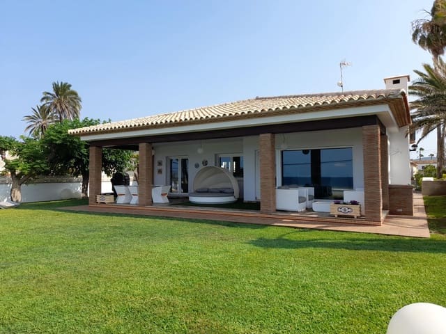 4 bedroom Villa for sale in Les Bassetes - El Marjal, Dénia with garage - € 2,300,000 (Ref: 7696163)