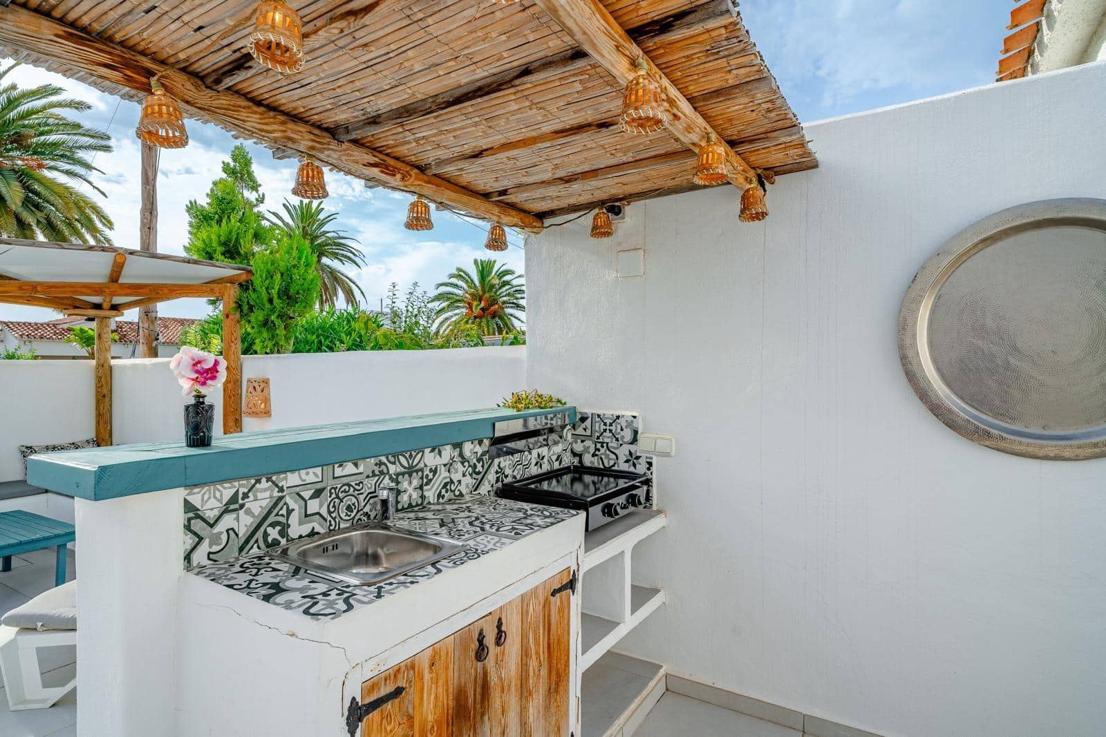 2 bedroom Semi-detached Villa for rent in Denia with pool - € 1,500 (Ref: 7866369)