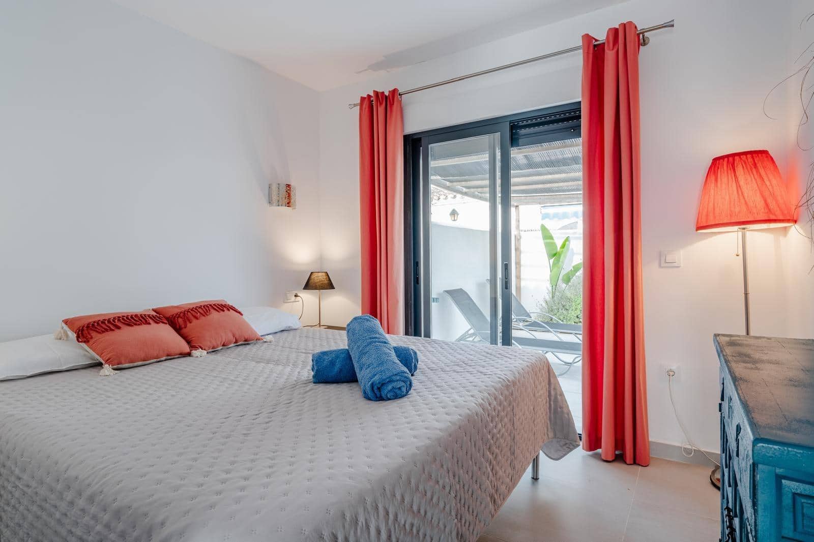 2 makuuhuone Paritalo vuokrattavana paikassa Denia mukana uima-altaan - 1 300 € (Ref: 7866369)