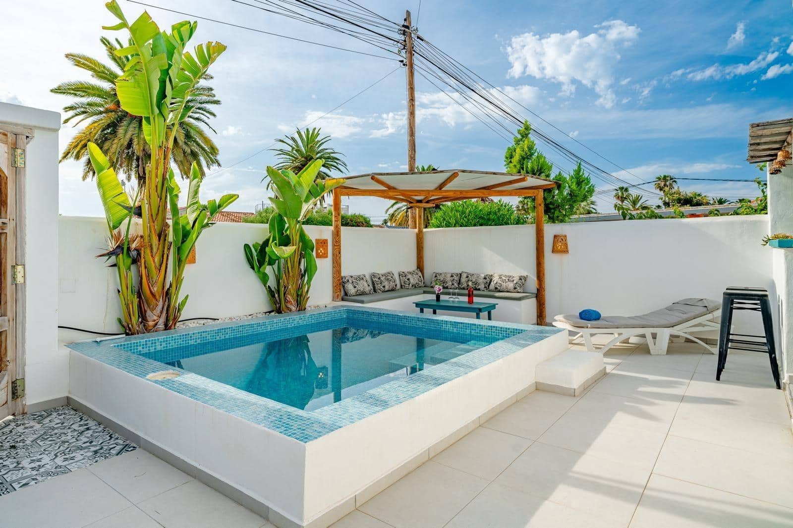 2 makuuhuone Paritalo vuokrattavana paikassa Denia mukana uima-altaan - 1 300 € (Ref: 7866369)