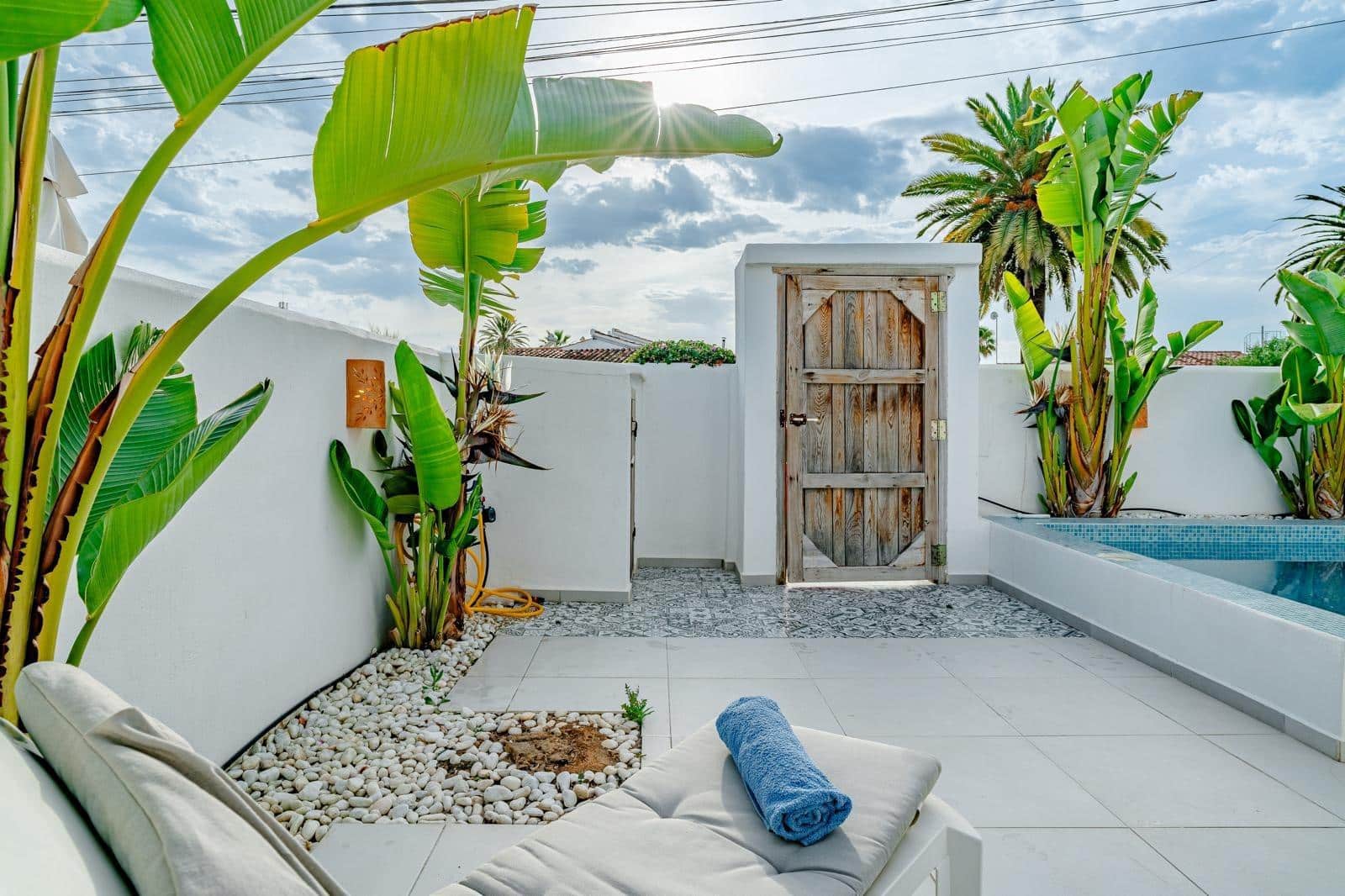 2 makuuhuone Paritalo vuokrattavana paikassa Denia mukana uima-altaan - 1 300 € (Ref: 7866369)