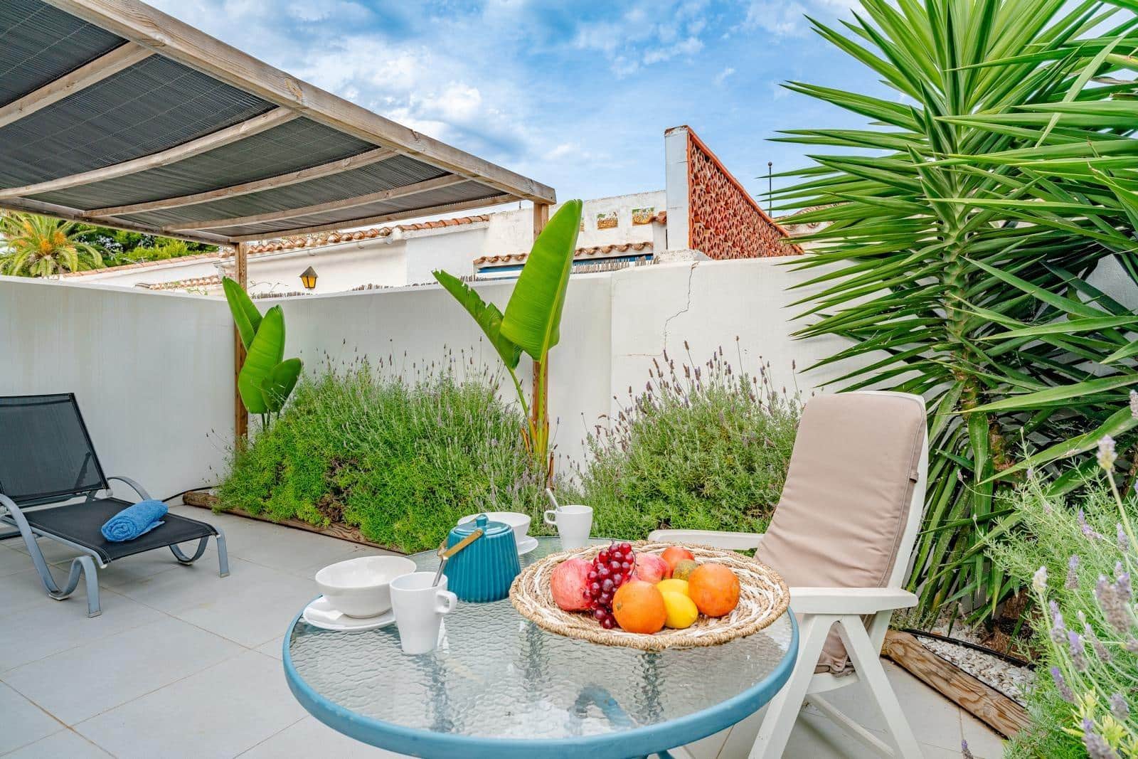 2 makuuhuone Paritalo vuokrattavana paikassa Denia mukana uima-altaan - 1 300 € (Ref: 7866369)