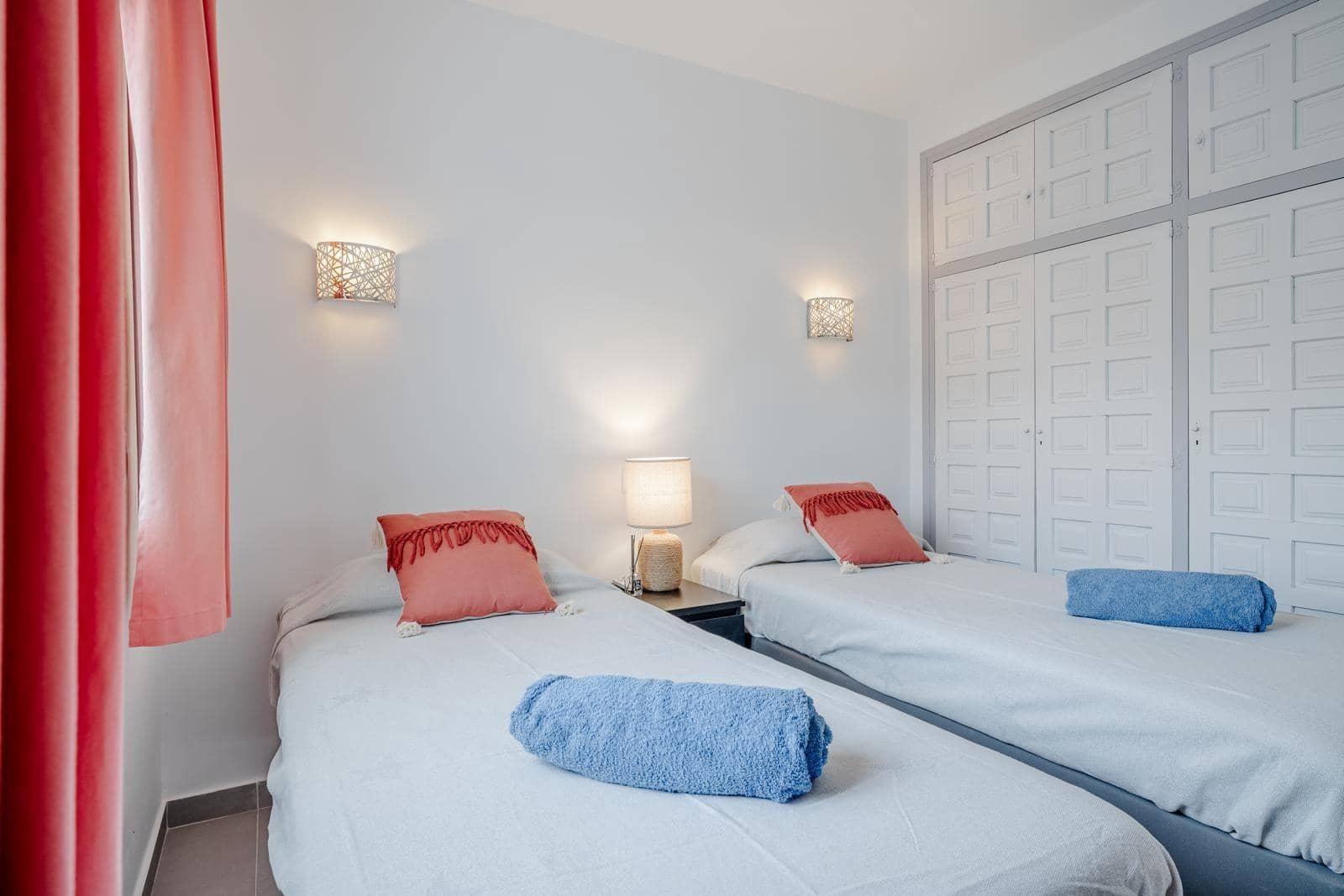 2 sypialnia Dom blizniak do wynajęcia w Denia z basenem - 1 600 € (Ref: 7866369)