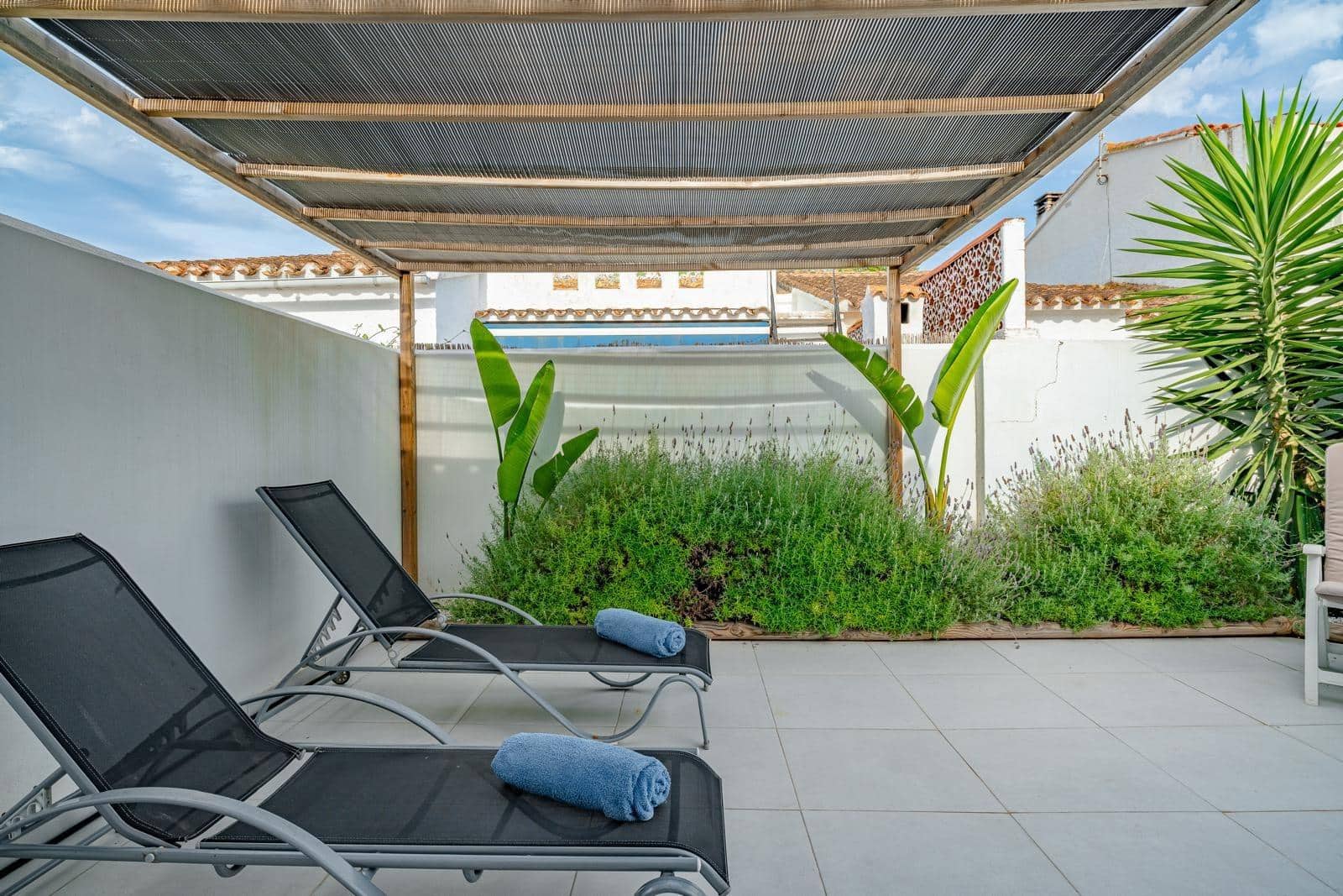 2 sypialnia Dom blizniak do wynajęcia w Denia z basenem - 1 600 € (Ref: 7866369)