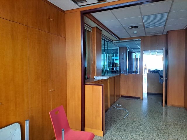 Kommersiell til leie i Centro Urbano, Dénia - € 2 500 (Ref: 7891099)