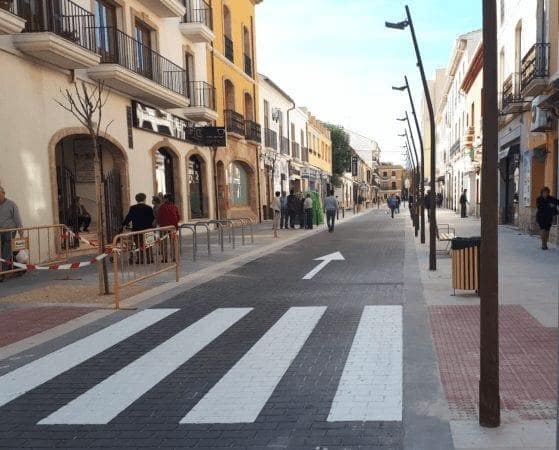 Commercial for rent in Denia - € 2,500 (Ref: 7891099)