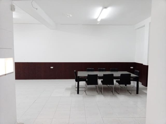 Kommersiell til salgs i Centro Urbano, Dénia - € 260 000 (Ref: 7987746)