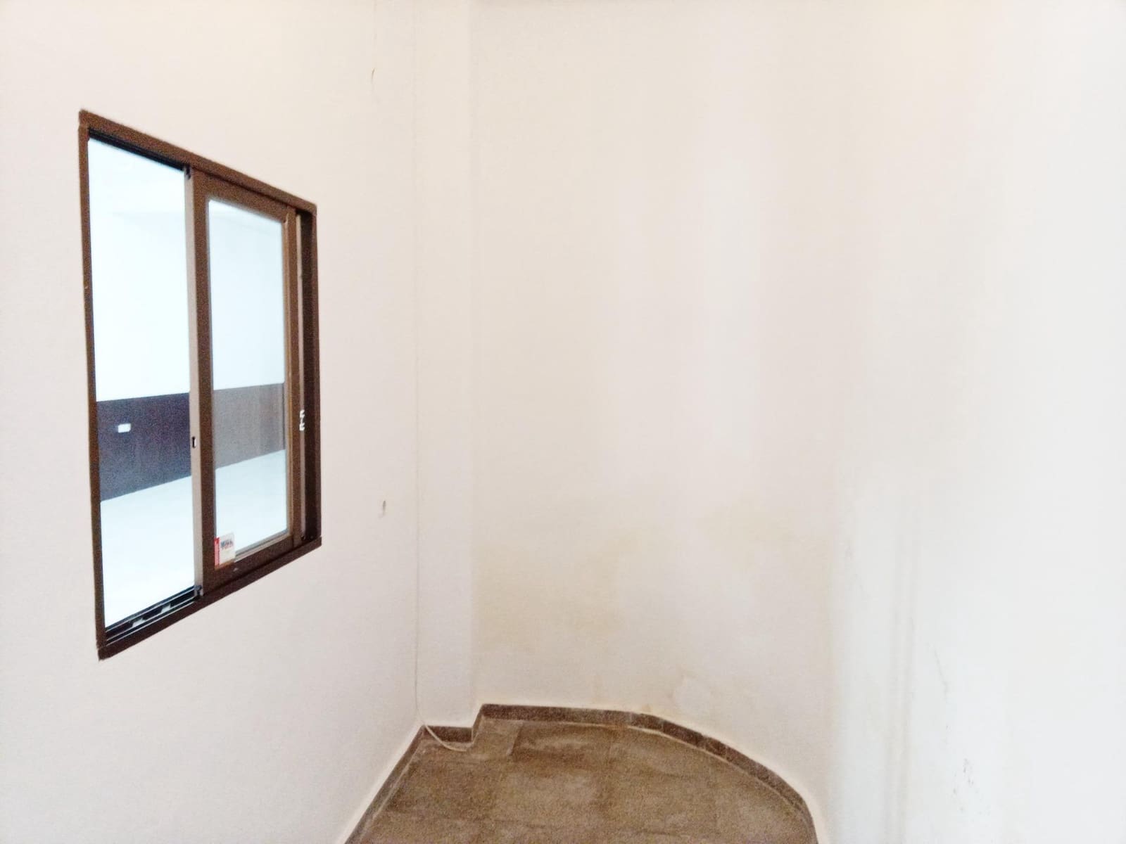 Commercial for sale in Denia - € 260,000 (Ref: 7987746)