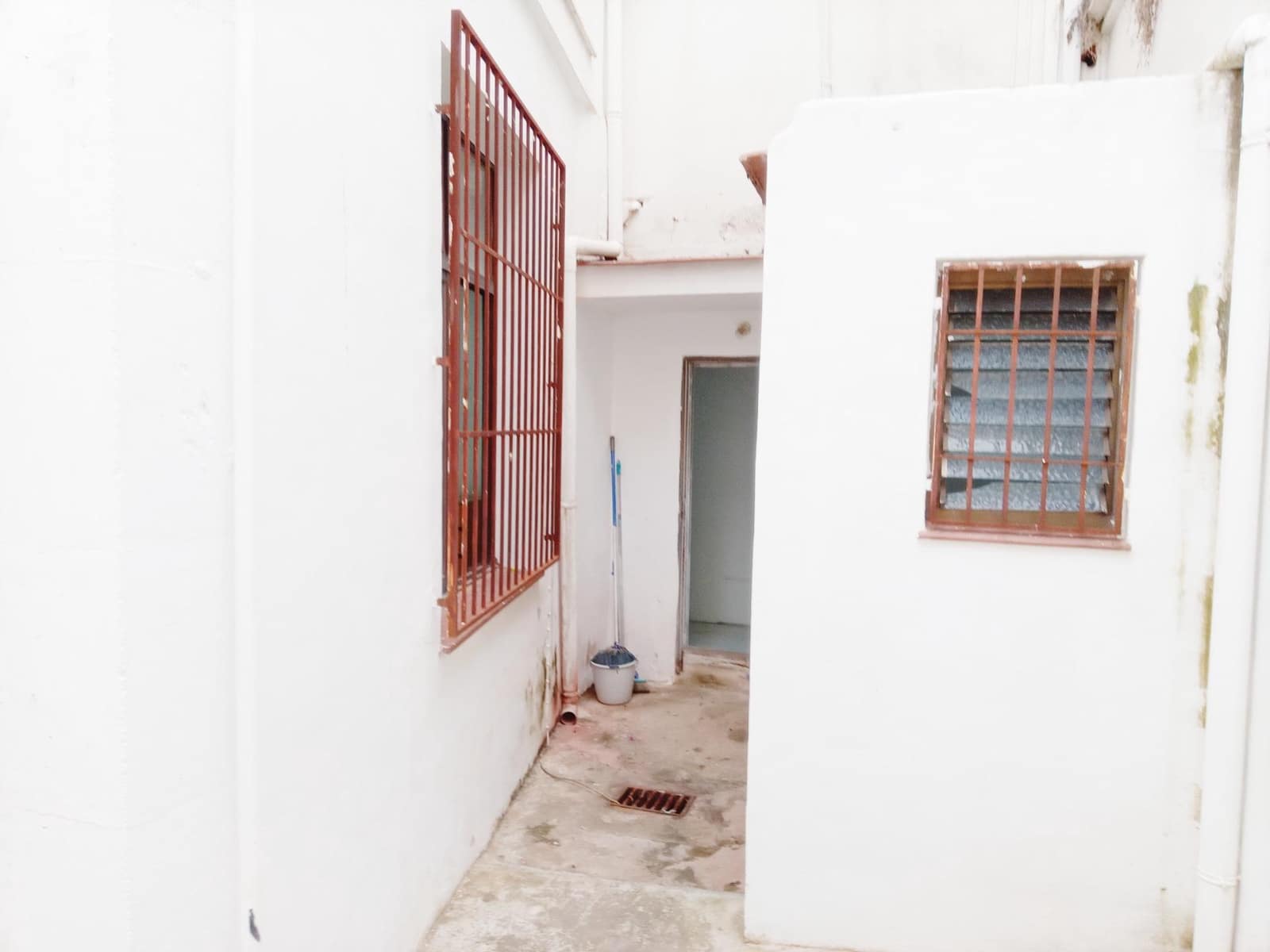 Commercial for sale in Denia - € 260,000 (Ref: 7987746)