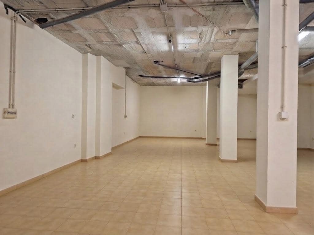 Commercial for sale in Denia - € 128,000 (Ref: 8047293)