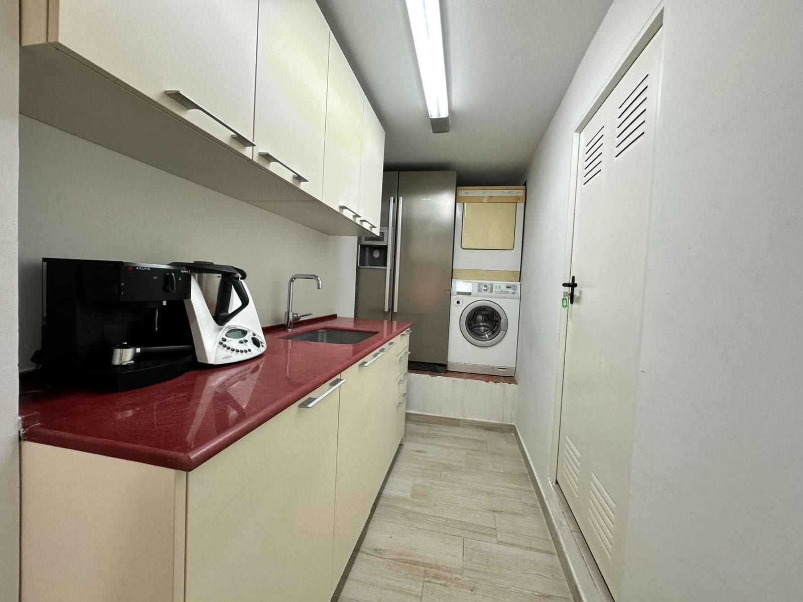 3 sypialnia Willa na sprzedaż w Denia z basenem garażem - 735 000 € (Ref: 8098302)