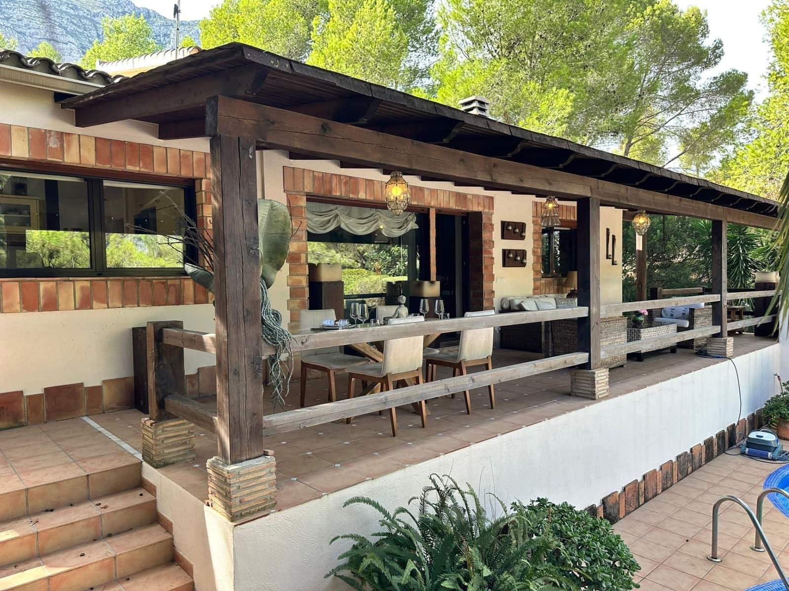 3 sypialnia Willa na sprzedaż w Denia z basenem garażem - 735 000 € (Ref: 8098302)