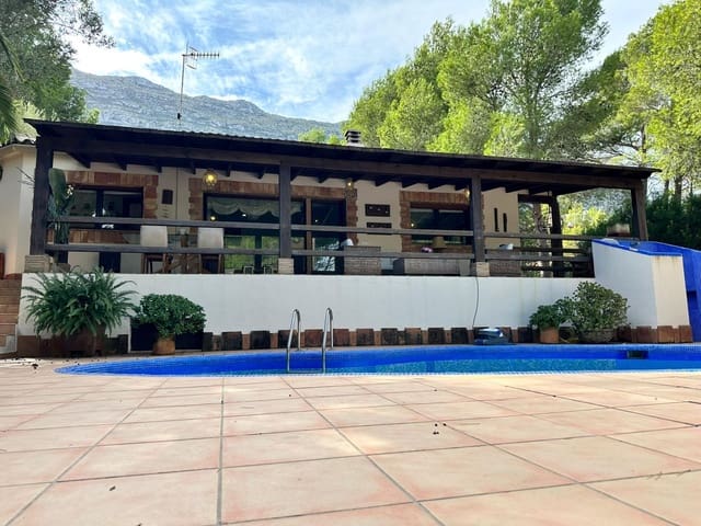 3 sypialnia Willa na sprzedaż w El Montgó, Dénia z basenem garażem - 735 000 € (Ref: 8098302)