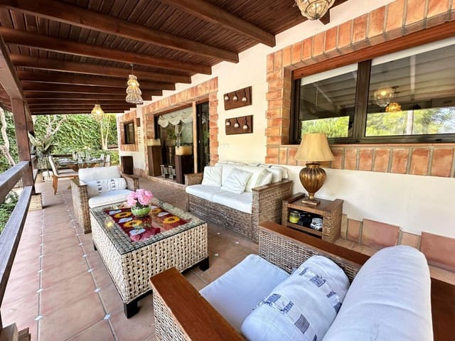 3 sypialnia Willa na sprzedaż w El Montgó, Dénia z basenem garażem - 735 000 € (Ref: 8098302)