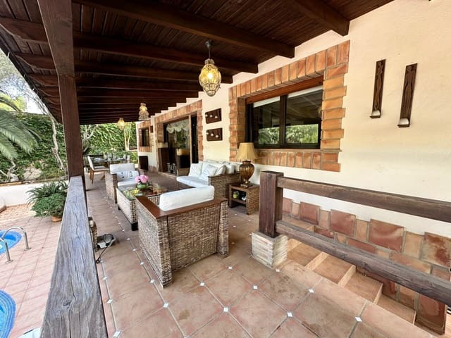 3 sypialnia Willa na sprzedaż w El Montgó, Dénia z basenem garażem - 735 000 € (Ref: 8098302)