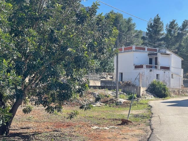 3 bedroom Finca/Country House for sale in Monte Solana, Pedreguer - € 158,000 (Ref: 8209752)