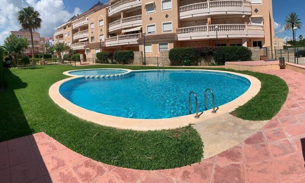 2 sovrum Lägenhet att hyra i Denia med pool - 750 € (Ref: 8211653)