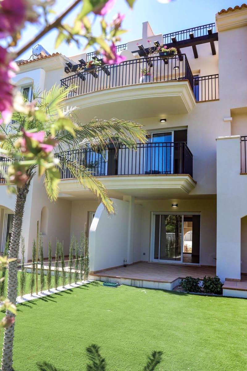 2 bedroom Apartment for sale in Denia with pool - € 381,000 (Ref: 8233454)