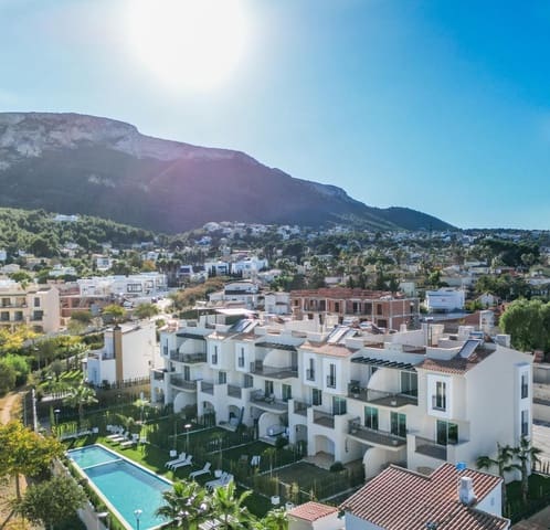 2 soveværelse Lejlighed til salg i Dénia med swimmingpool - € 381.000 (Ref: 8233454)