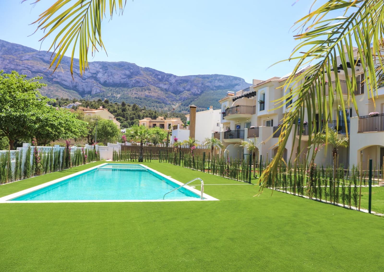 2 bedroom Apartment for sale in Denia with pool - € 381,000 (Ref: 8233454)
