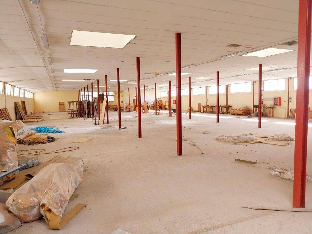 9 soveværelse Erhverv til salg i Aldaia med garage - € 1.250.000 (Ref: 8310328)