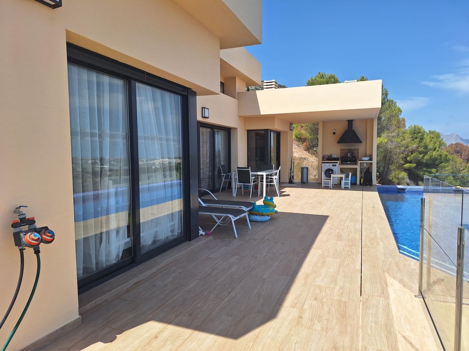 3 quarto Moradia para venda em Denia com piscina garagem - 890 000 € (Ref: 8428799)
