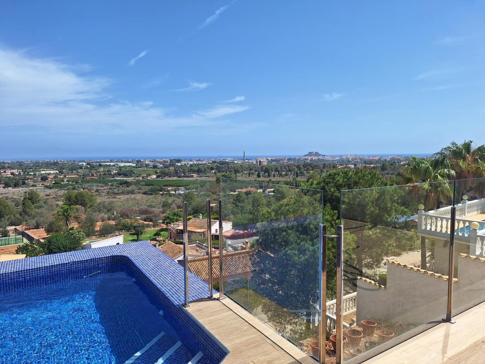 3 quarto Moradia para venda em Denia com piscina garagem - 890 000 € (Ref: 8428799)