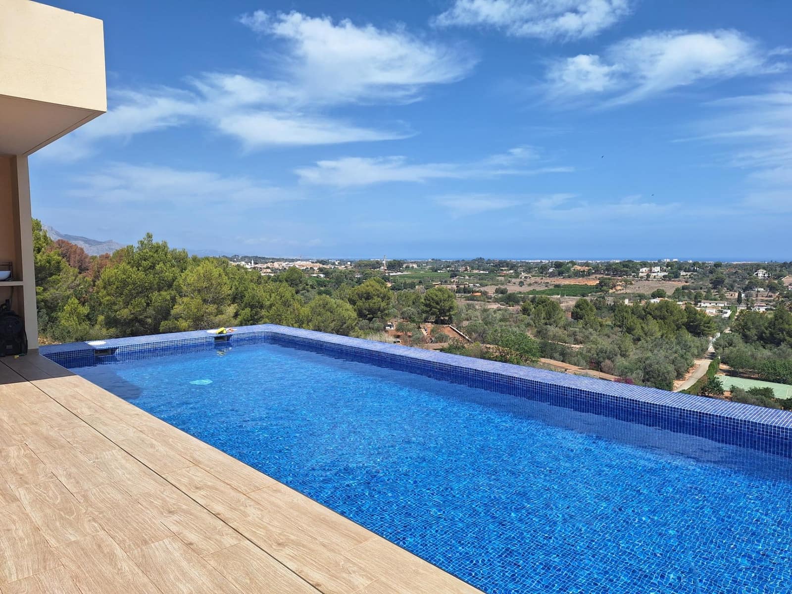 3 sovrum Villa till salu i Denia med pool garage - 890 000 € (Ref: 8428799)