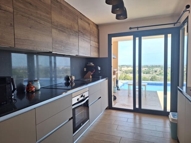 3 bedroom Villa for sale in Dénia with pool garage - € 890,000 (Ref: 8428799)