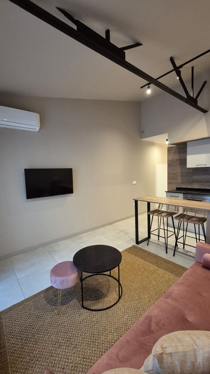 5 sovrum Lägenhet till salu i Denia - 935 000 € (Ref: 8430674)