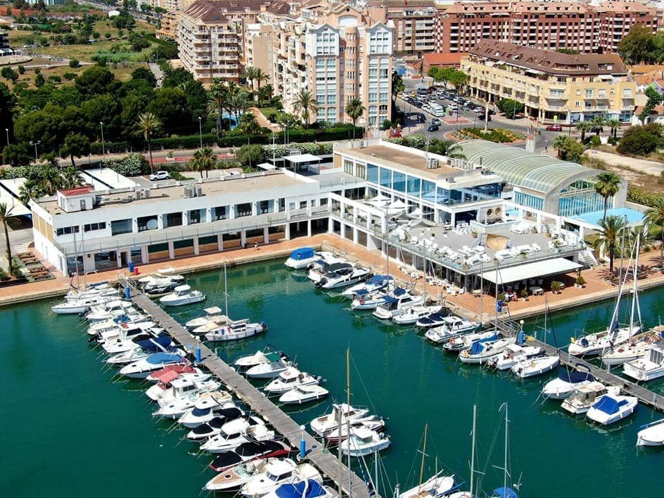 Kaupallinen vuokrattavana paikassa Denia - 1 800 € (Ref: 8438685)