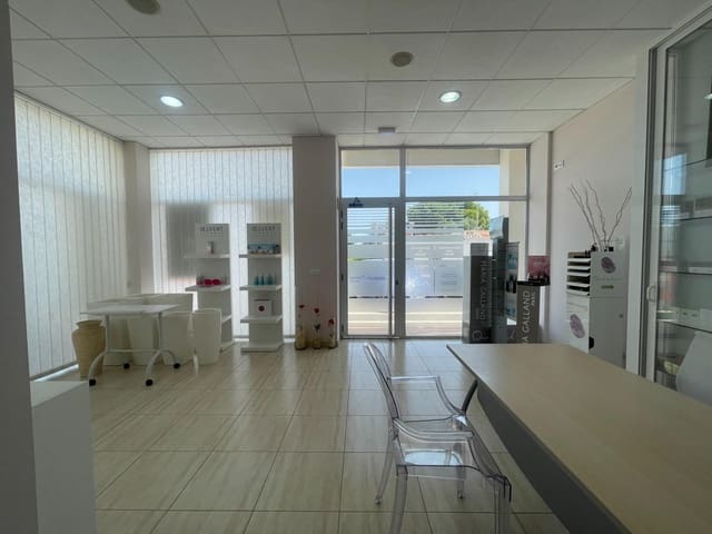 Erhverv til leje i El Puerto, Dénia - € 1.800 (Ref: 8438685)