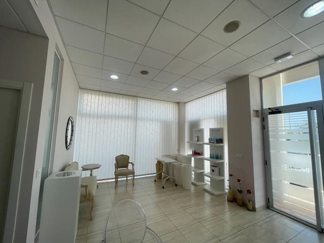 Erhverv til leje i El Puerto, Dénia - € 1.800 (Ref: 8438685)